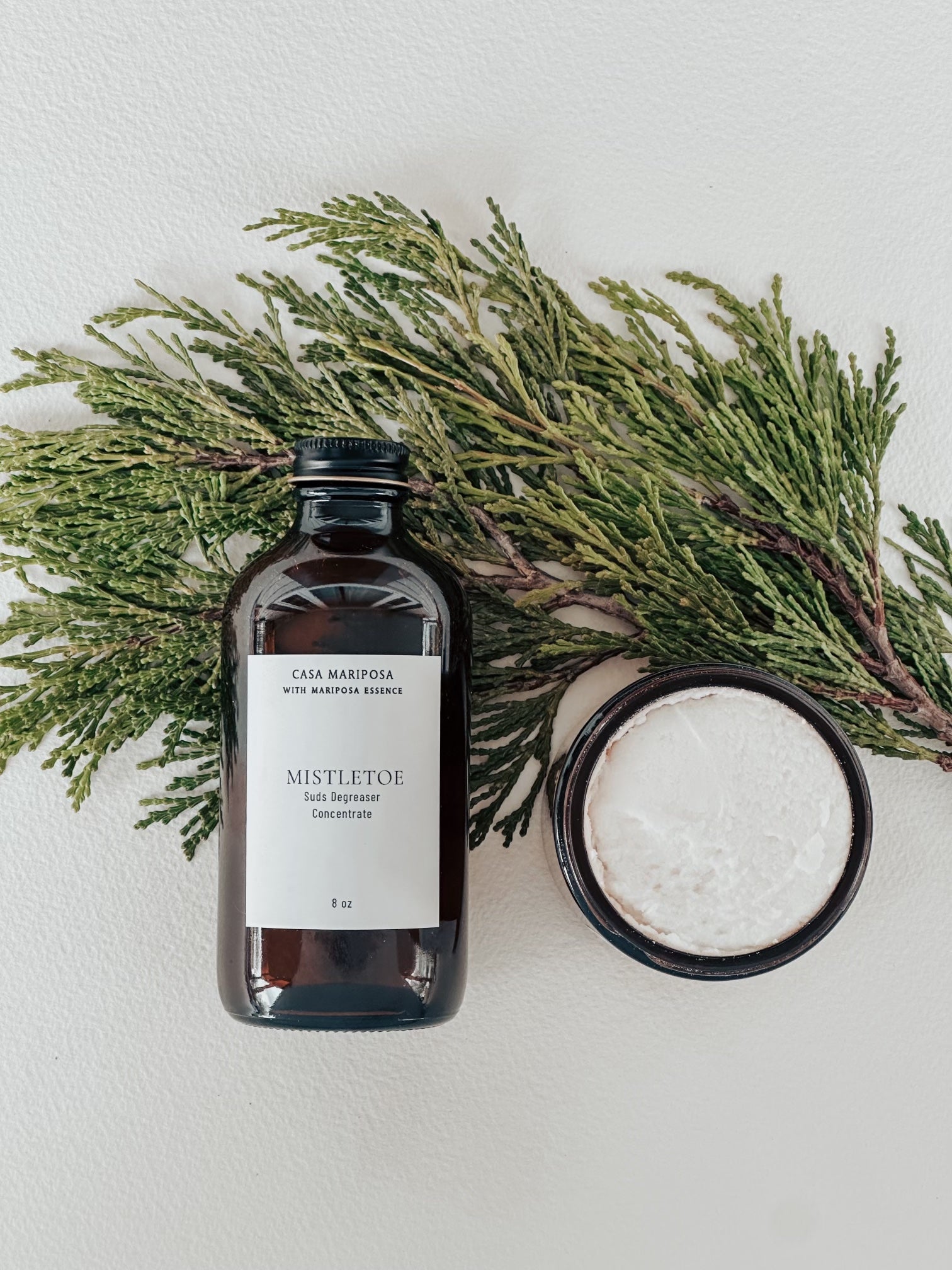 Mistletoe Suds Degreaser and Scrub displayed cedarwood.